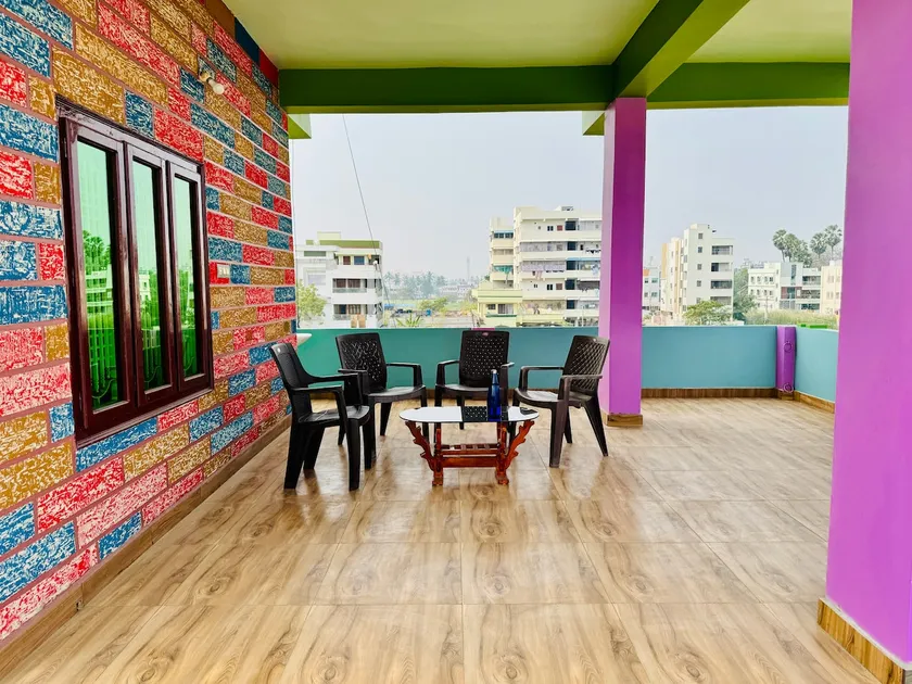 Luxury Pent house withTerrace - Image 1