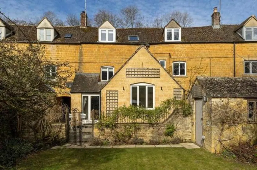 Meadowbrook Cottage - Image 1