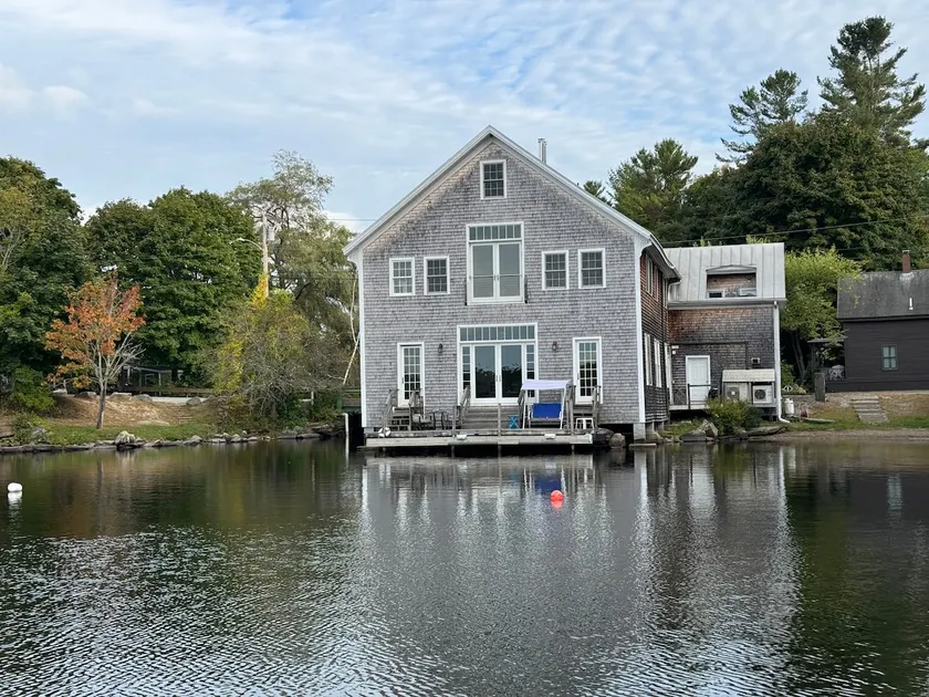 More Boathouse than Lakehouse - Image 1