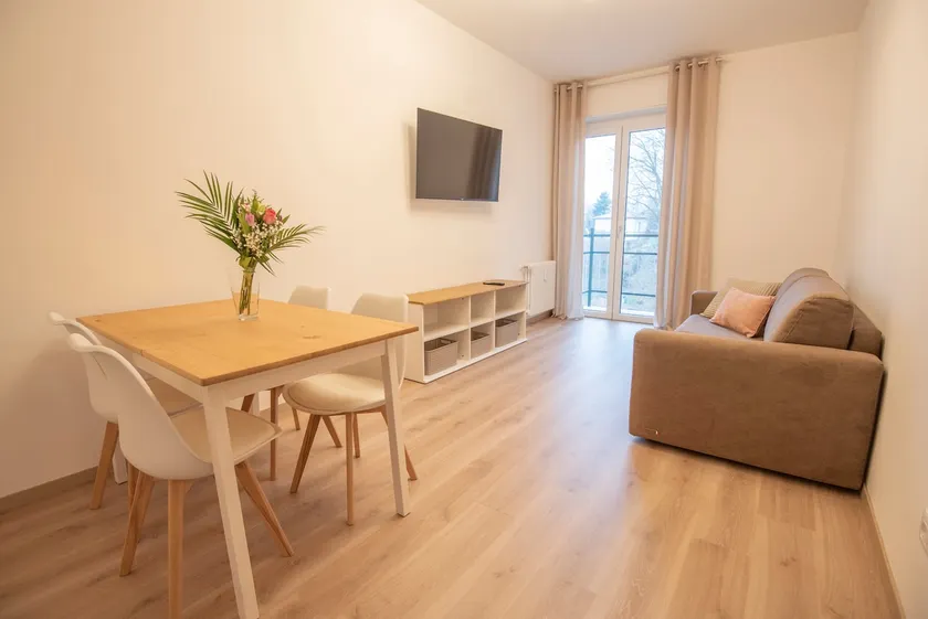 Rosé Apartment - Image 1