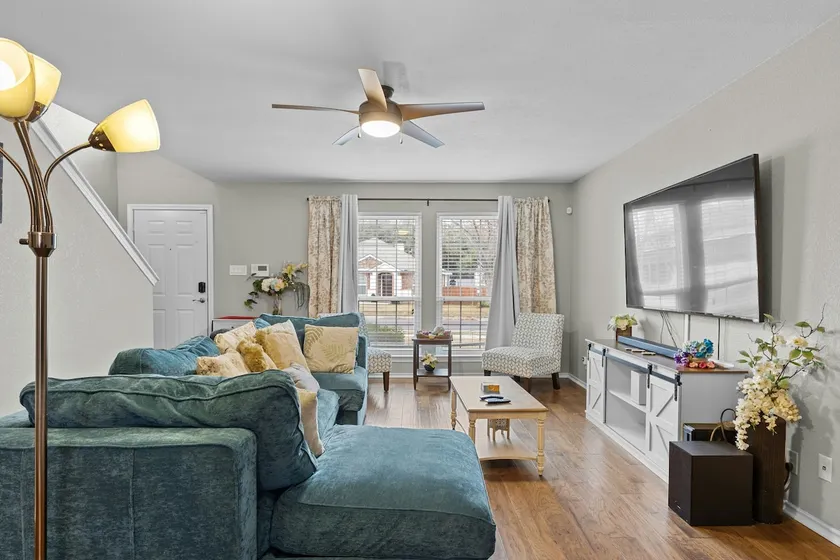 Stunning Family & Work-Friendly Home Near Biz Ctr - Image 1