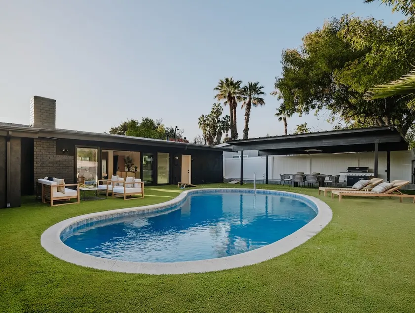 Designer Ranch Style | RH Furniture | Heated Pool! - Image 1