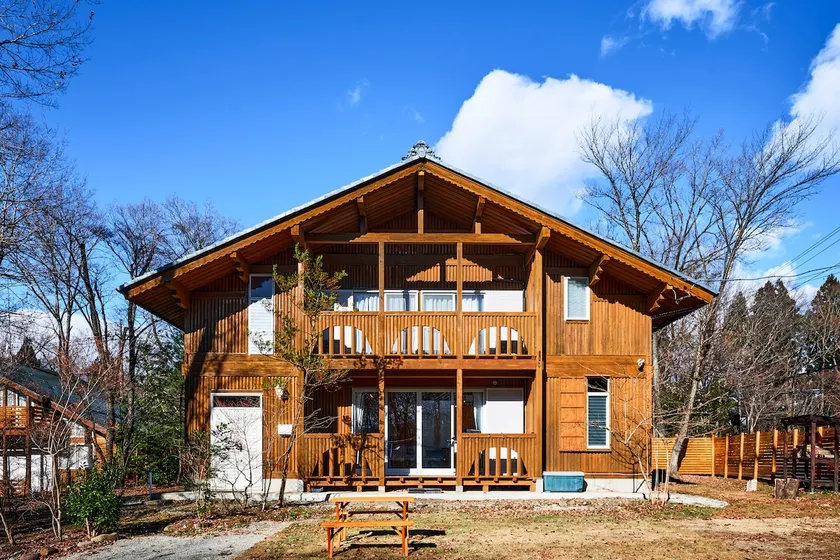 Roadside station 5-minute walk | Completely private log house | BBQ | Trampoline and swing available | Bus from Nasu Shiobara - Image 1
