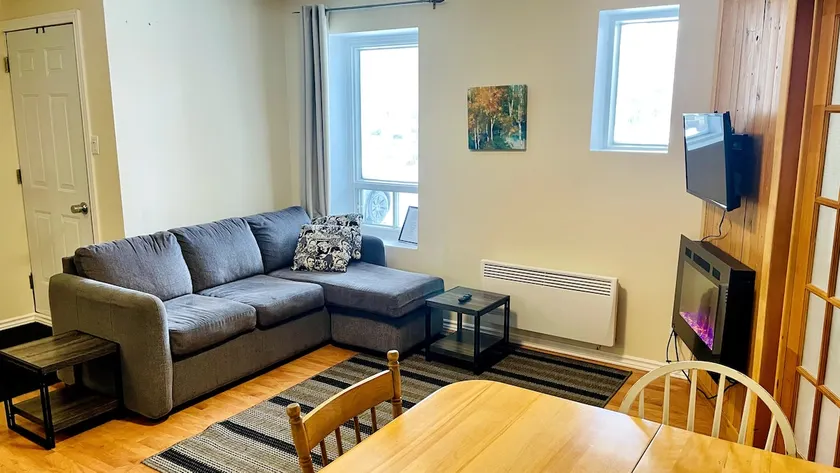 Spacious, warm and natural near the fiords - Image 1