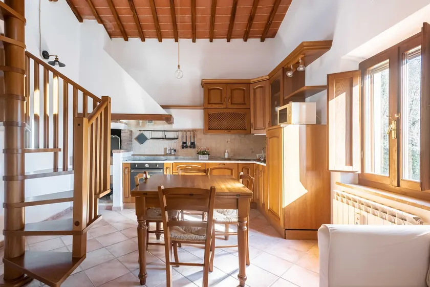 Rustic Tuscan Retreat A Cozy Escape Near Siena - Image 1