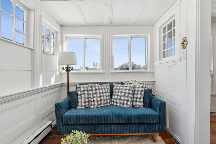 Downtown Norway Loft Apartment - Image 1
