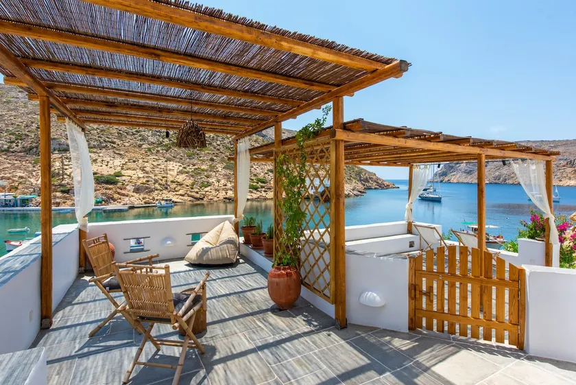 Psarona Hospitality Small - Image 1