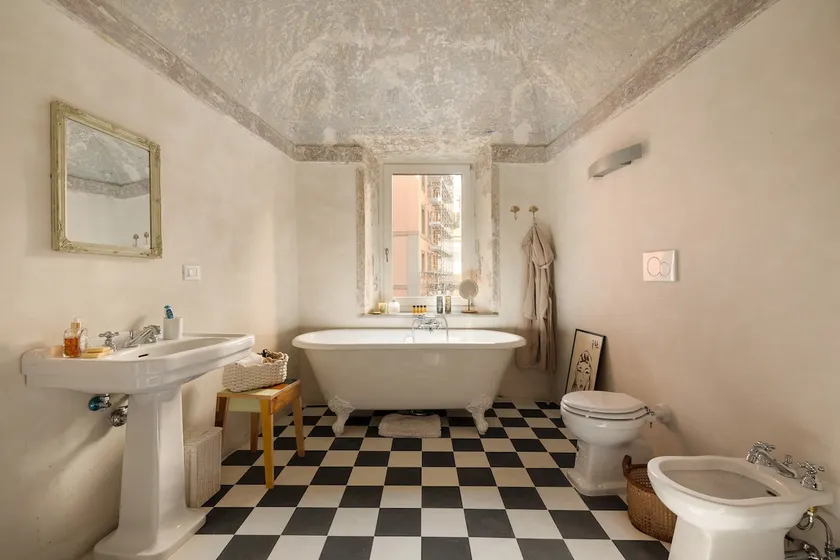 Luxury Orbitelli - Image 1