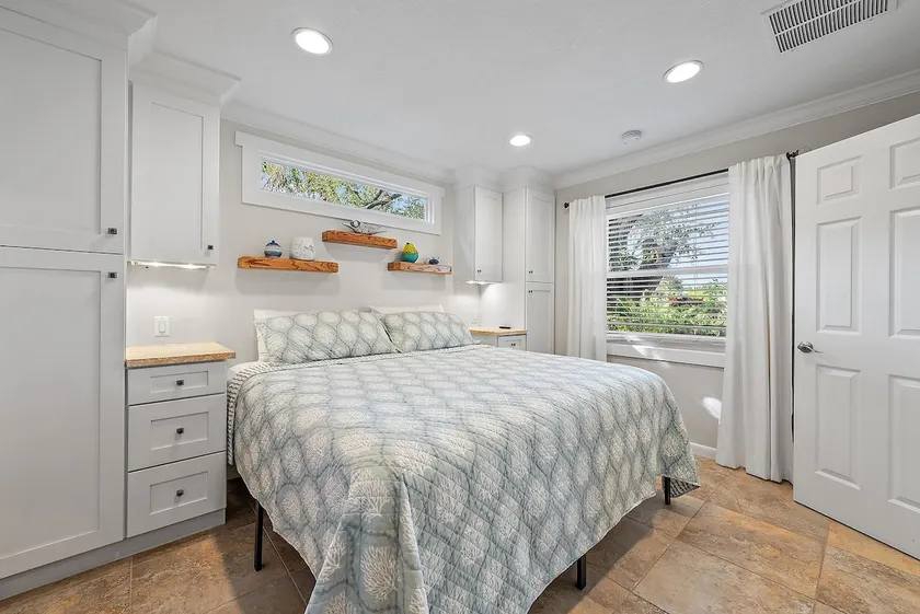 Cozy Coastal Getaway | 4BR 2BA - Image 1