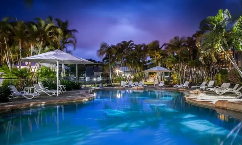 Modern Private Villa Noosaville - Image 1