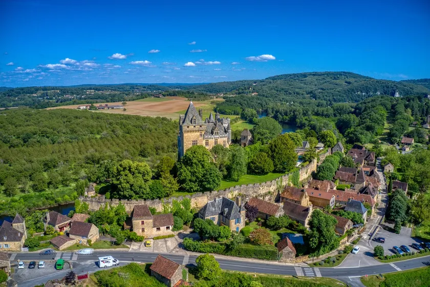 Monfort house, Vitrac 24200, WITH HOT TUB, APRIL to SEPTEMBER - Image 1