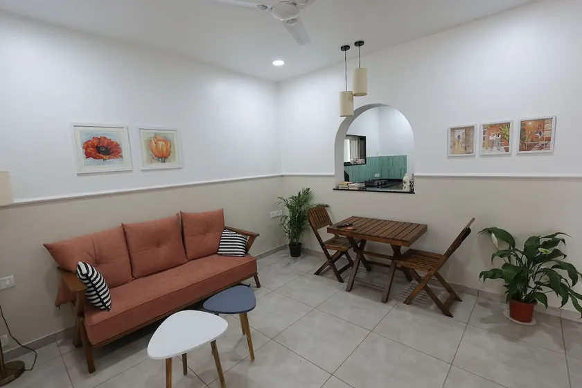 Mount Stay 2 & 3 BHK Luxury Villas - Image 1