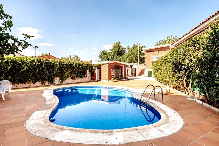 Inés's house./Chalet in Alcala de Henares - Image 1