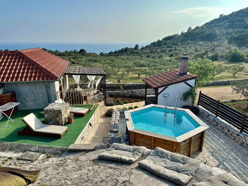 Olive house Rezo - Image 1