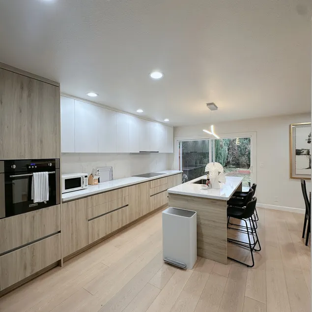 New! Luxury House Near Tech Hubs! Modern 3BR2.5B - Image 1