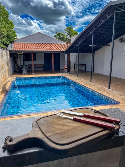 Leisure and accommodation space - Image 1