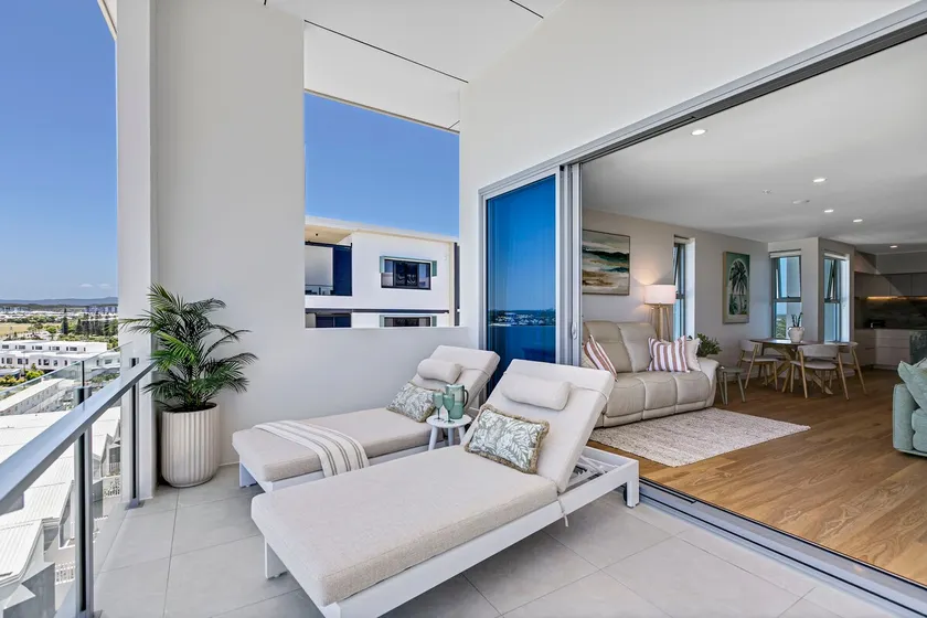 Azzure Bokarina Penthouse- Brand New- Ocean View- Resort Style Pool- Steam Room - Image 1