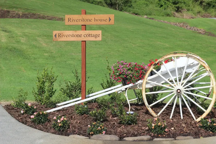Riverstone Cottage - Image 1