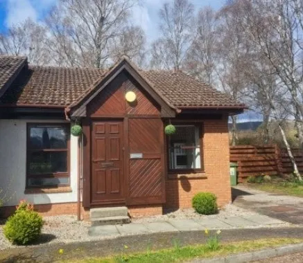 Steam Train Cottage - Image 1