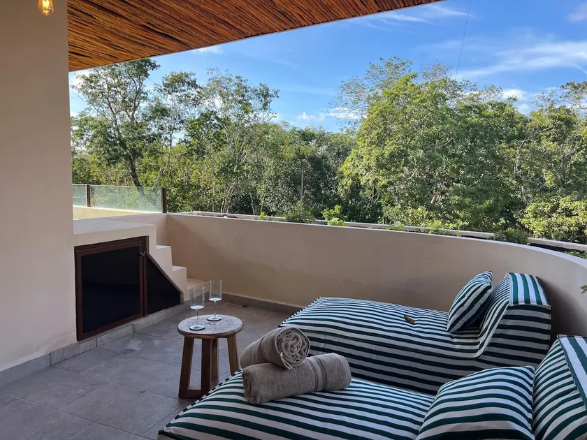 Charming boutique condo jungle views private pool - Image 1
