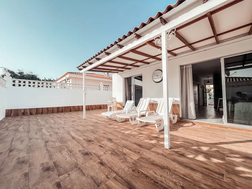 3 Bedroom Villa in Callao Salvaje with private heated pool - Image 1