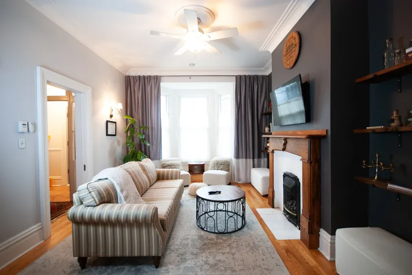 Historic Victorian Retreat in Downtown Halifax - Image 1