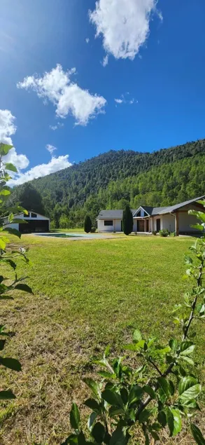 Unique getaway with beautiful surroundings - Image 1