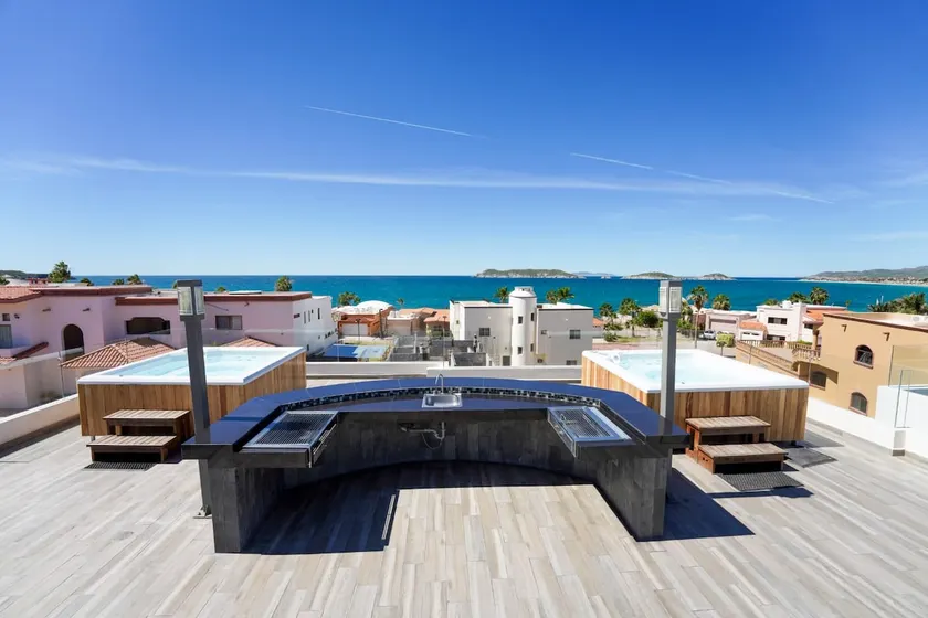 Condo 1 Rec Terrace Sea View - Image 1