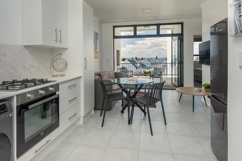 Perlemoen Apartment 1 - Image 1