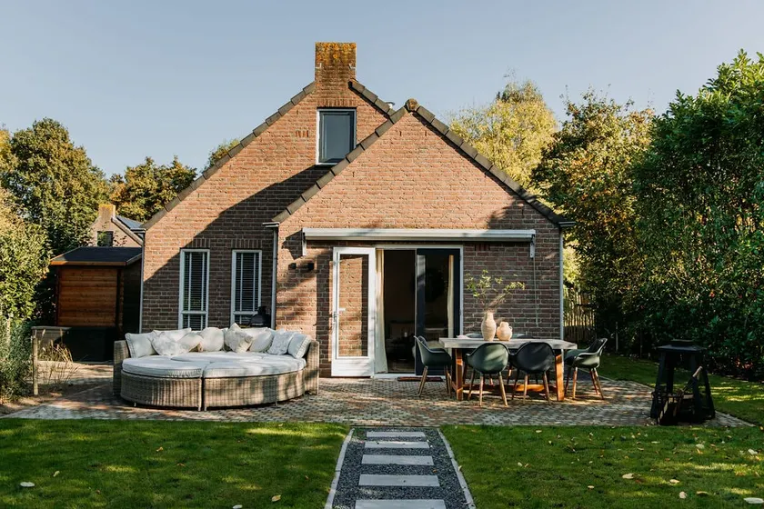 Happy Wellness Bungalow - Image 1