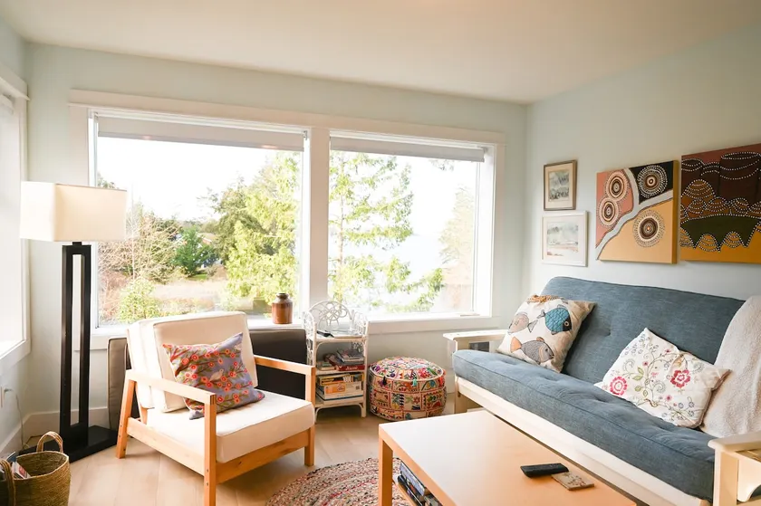 Waterfront Condo in Nanoose, Canada - Image 1
