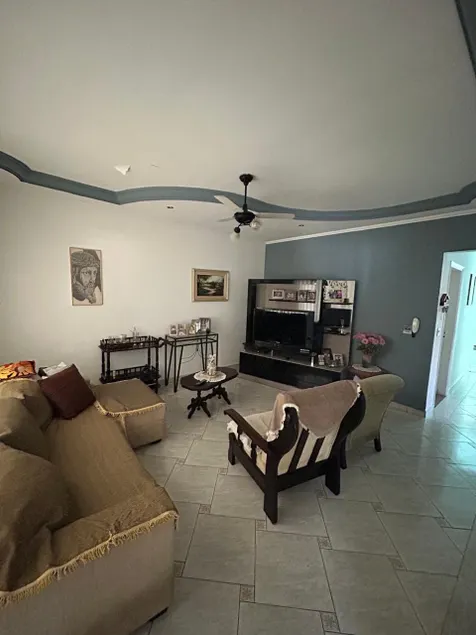 Cozy house in the center 3 bedrooms 2 bathrooms - Image 1