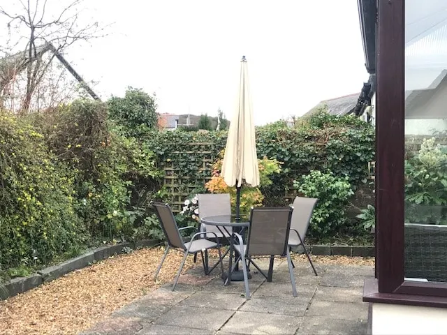 Das neue Ferienhaus wurde gerade zu einem hohen Standard renoviert. - Image 1