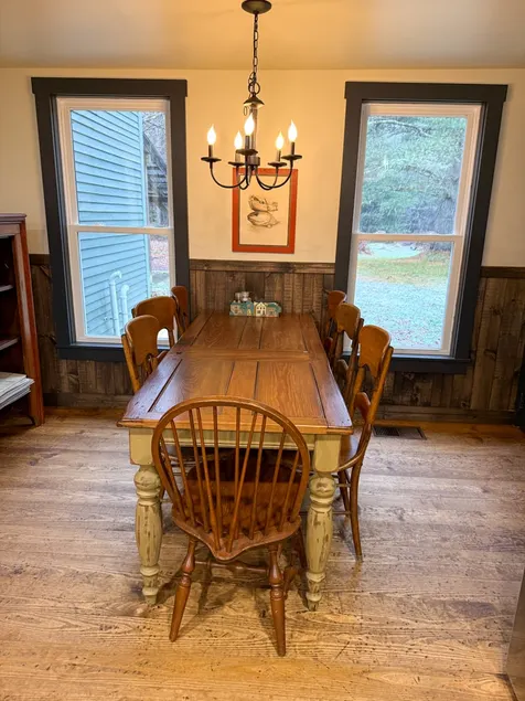 Cozy 4 bdr near Burke Bike Kingdom Trails - Image 1
