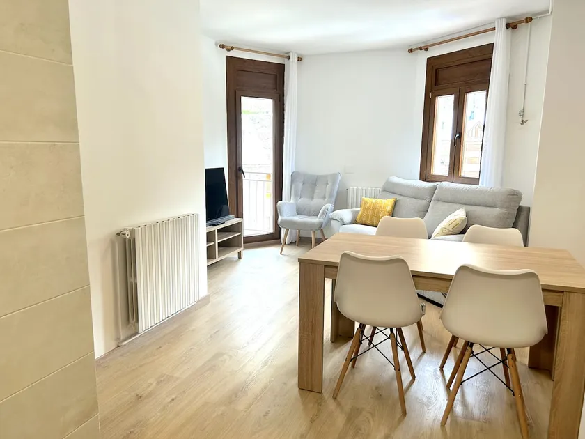 Rural D'Aneu 1, Family Apartment 3 - Image 1