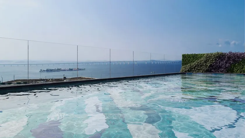 St 309 luxury-Downtown, Swimming Pool, Fitness Center, Meeting Room - Image 1