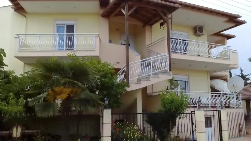 Tonia's House 3 - Image 1