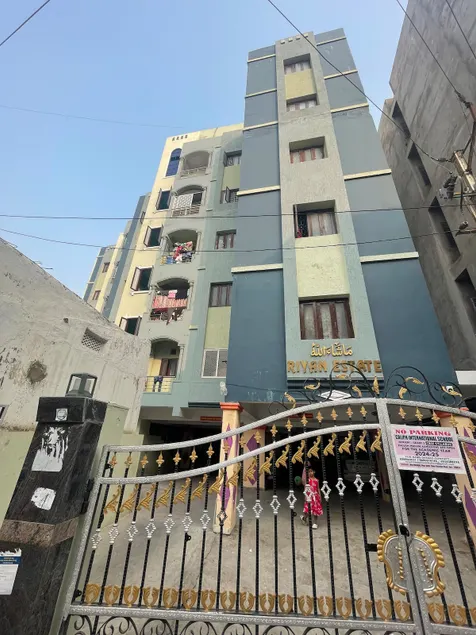 Hotel Duplex - Image 1