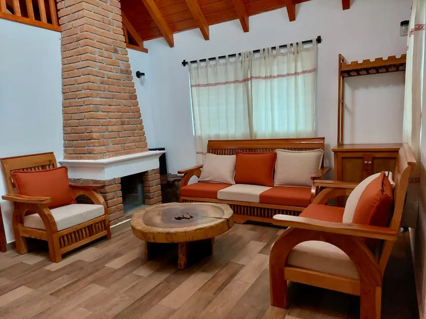 Cabin surrounded by nature - Image 1