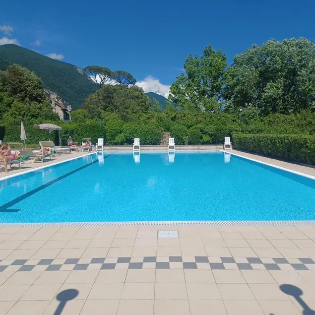 Familienfreundliche Wohnung mit Pool und Garten | Seeblick | Haustiere erlaubt - Image 1