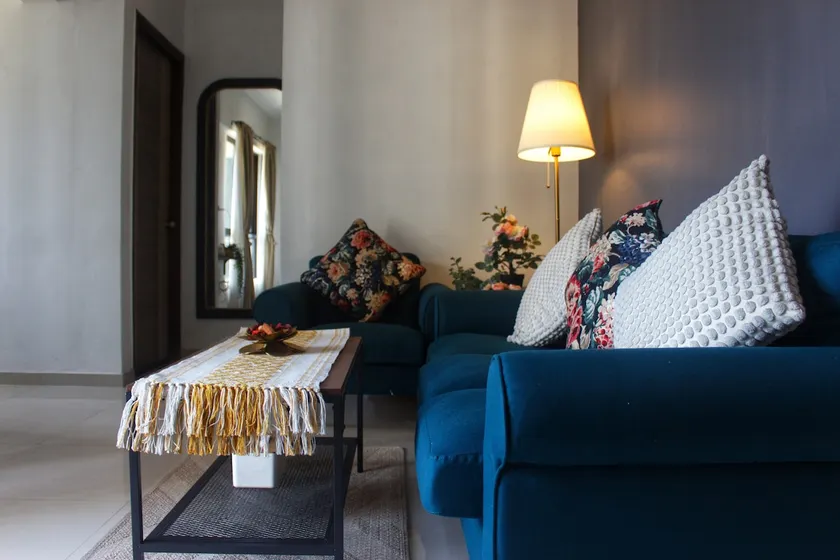 Charming 1BHK - Stunning Mountain Views - Image 1