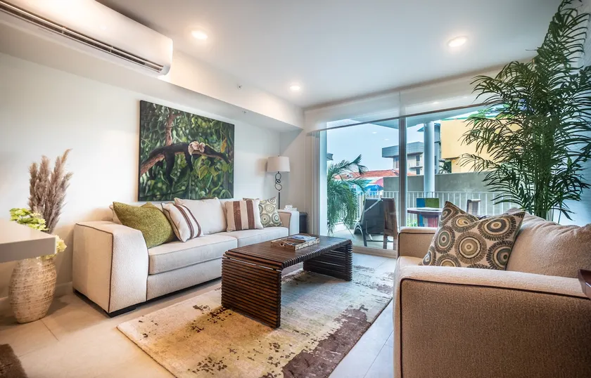 Quiet 1BR-Lg Balcony-North Facing-Steps to Beach - Image 1