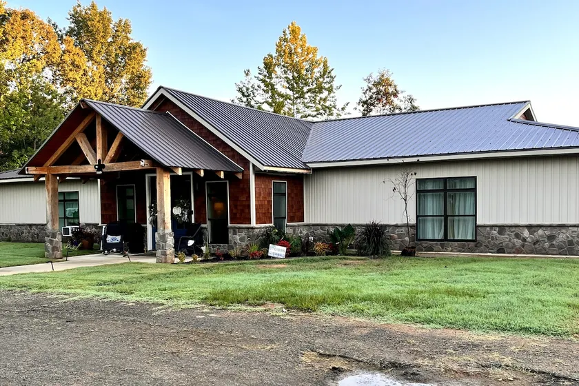 Turtle Lodge - Image 1