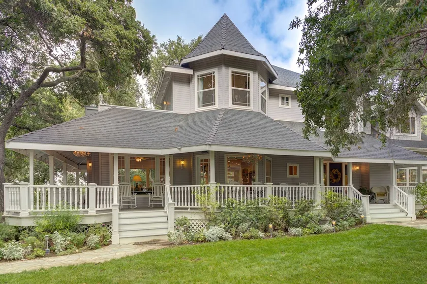 Hilltop Victorian in Paso Robles Wine Country - Image 1