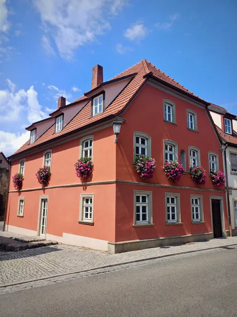 Apartment with garden in Zeil am Main - Image 1