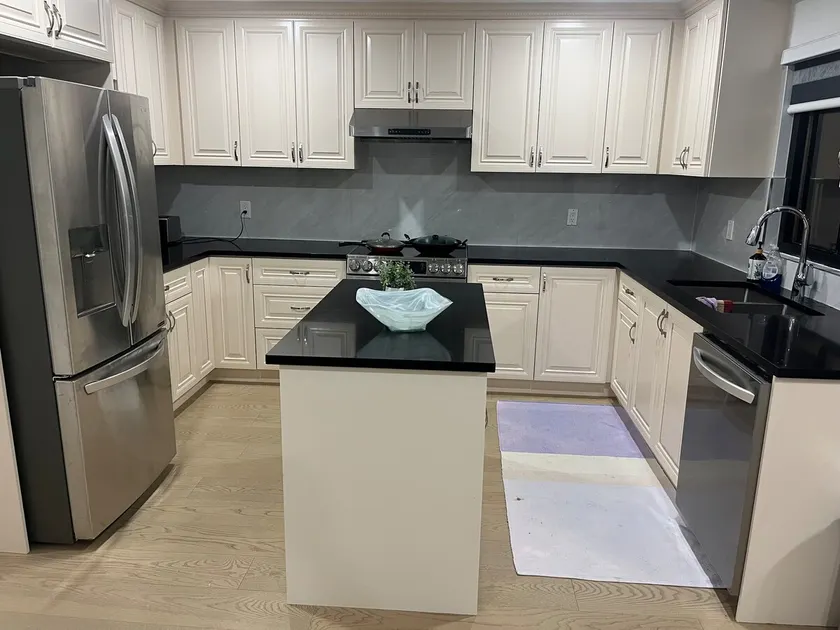 fully reno house guest suite waits for you - Image 1