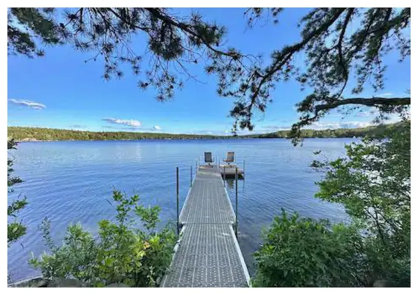 Lakefront House on Pleasant Lake - Pet Friendly - Image 1