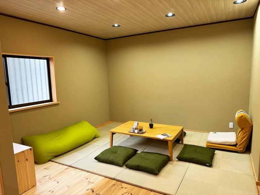 A Tranquil Japanese Stay Experience in Funabashi - Image 1