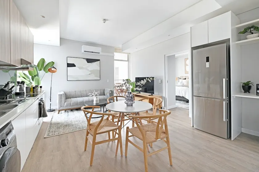 Chic 2-Bed Apt with stunning Mountain Views - Image 1