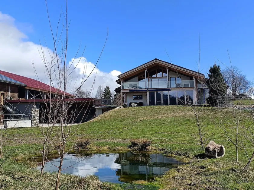 Beautiful apartment on a farm - Image 1
